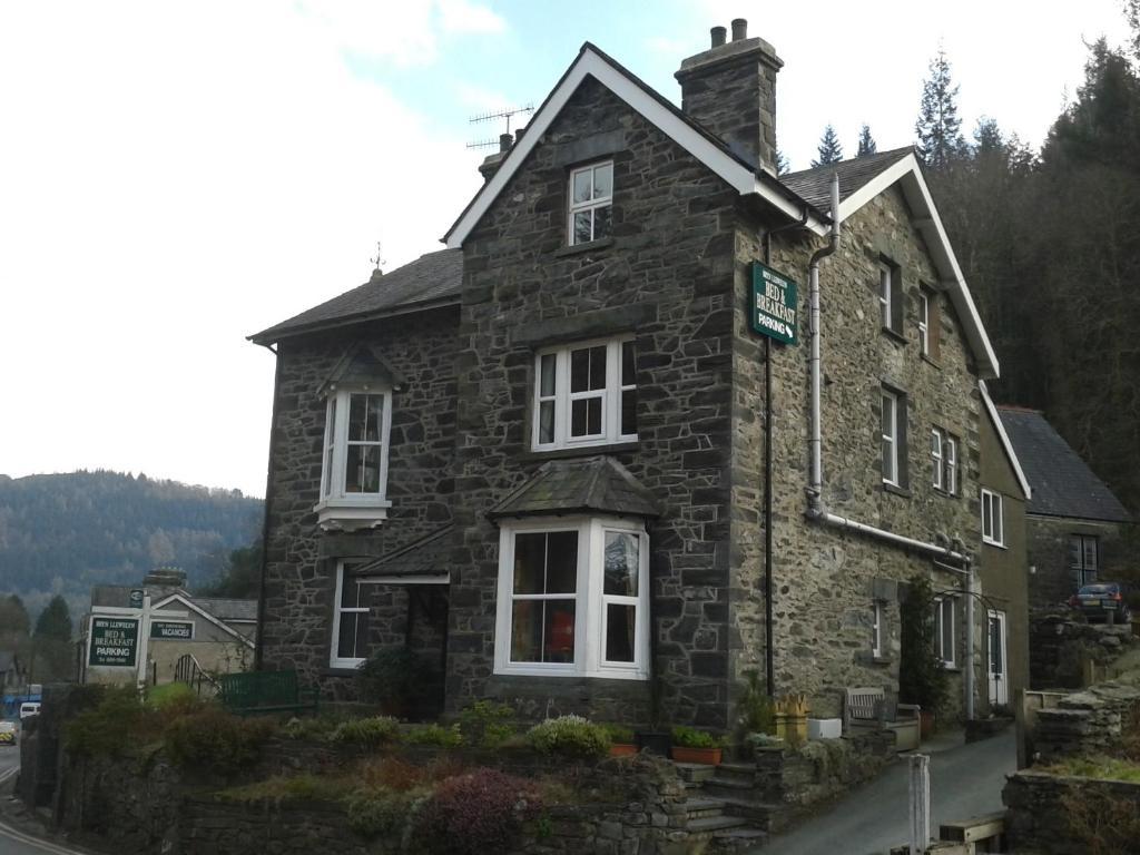 Bryn Llewelyn Bed & Breakfast Betws-y-Coed Exterior foto